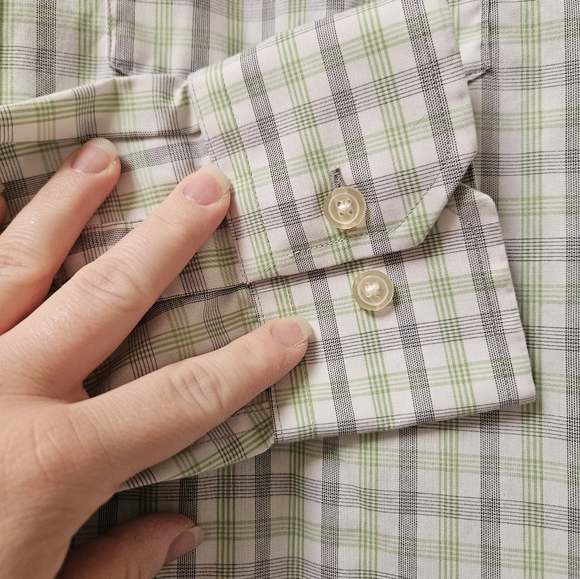 Banana Republic Men's Button Down Shirt Size M - Picture 3 of 4